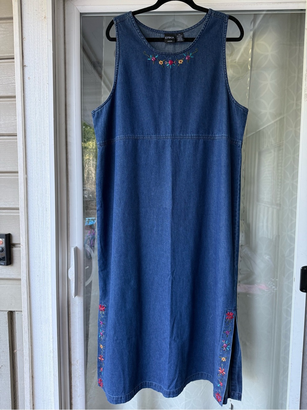 Vintage 90s Erika Blue Denim Floral Embroidered Sleeveless Midi Dress size XL